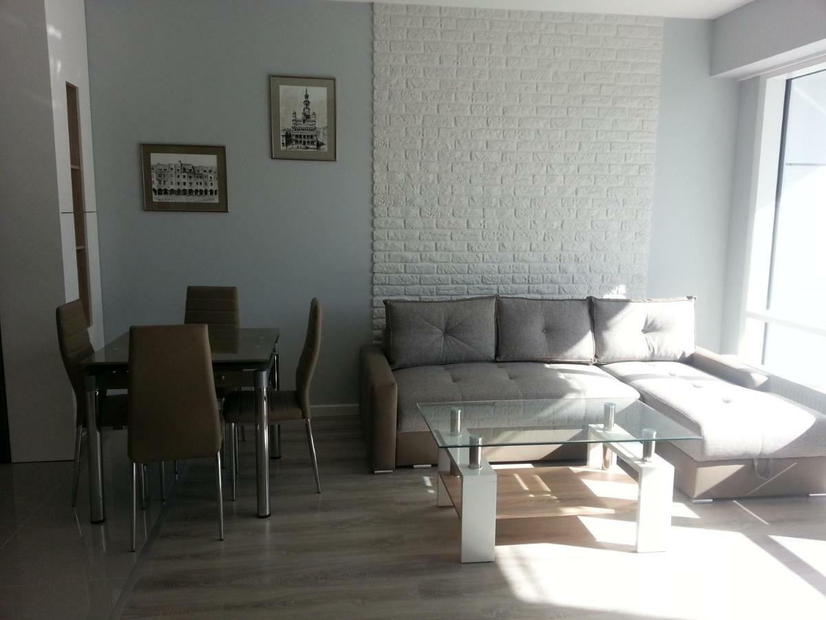 Strict Center Towarowa Apartment Poznan Exterior photo