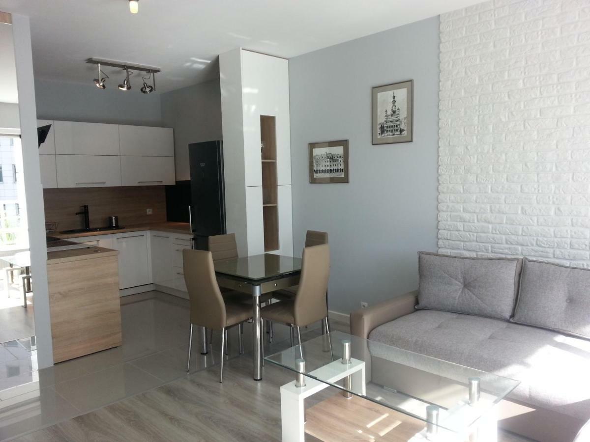 Strict Center Towarowa Apartment Poznan Exterior photo