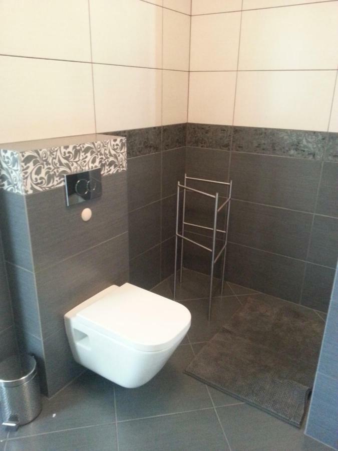 Strict Center Towarowa Apartment Poznan Exterior photo